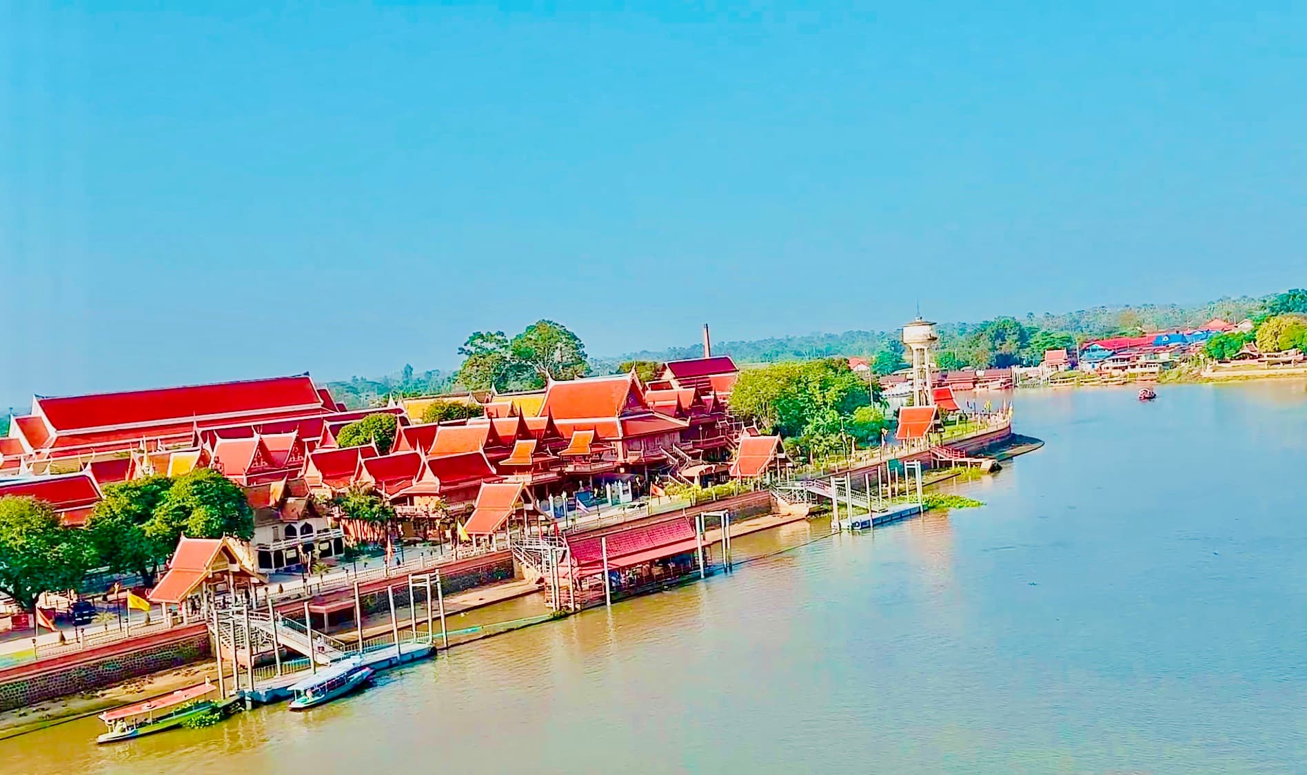 ชีวิตคนอยุธยาที่มองเห็นจากเรือระหว่างล่อง